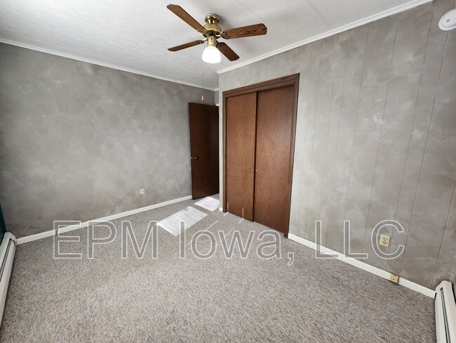 Photo - 125 Hamilton St