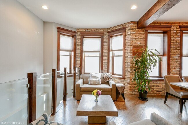 Photo - 2608 N Dayton St Unit 1S