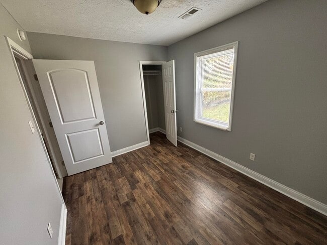 Photo - 721 Jackson St