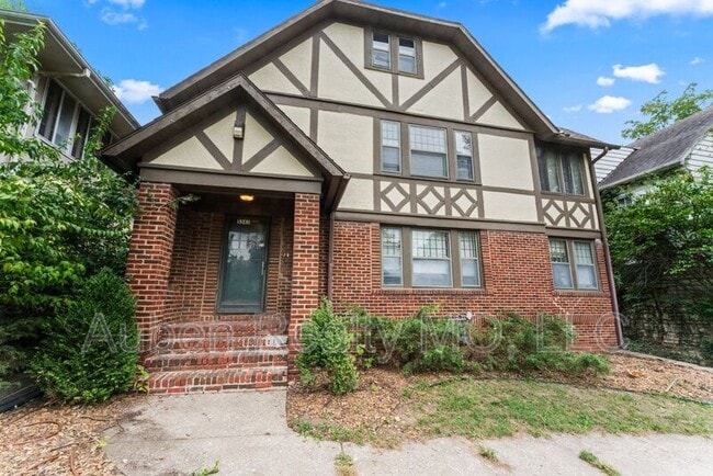 Photo - 5341 Holmes St