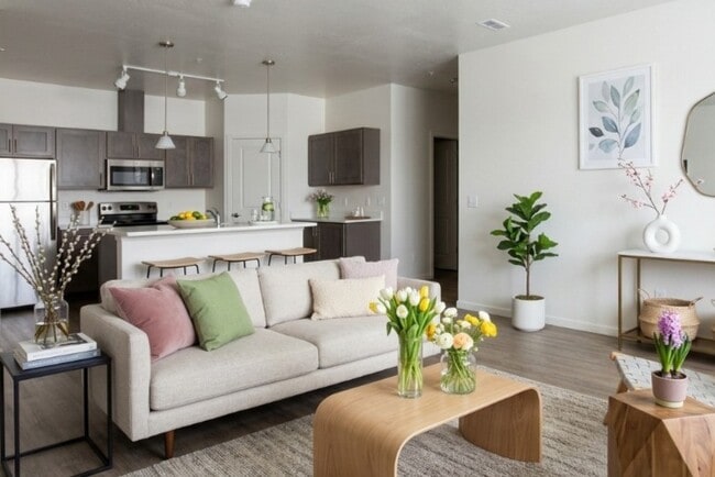 Building Photo - Prairie Pointe Apartments & Townhomes