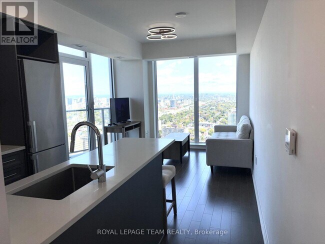 Photo - 805 Carling Ave Unit 3801