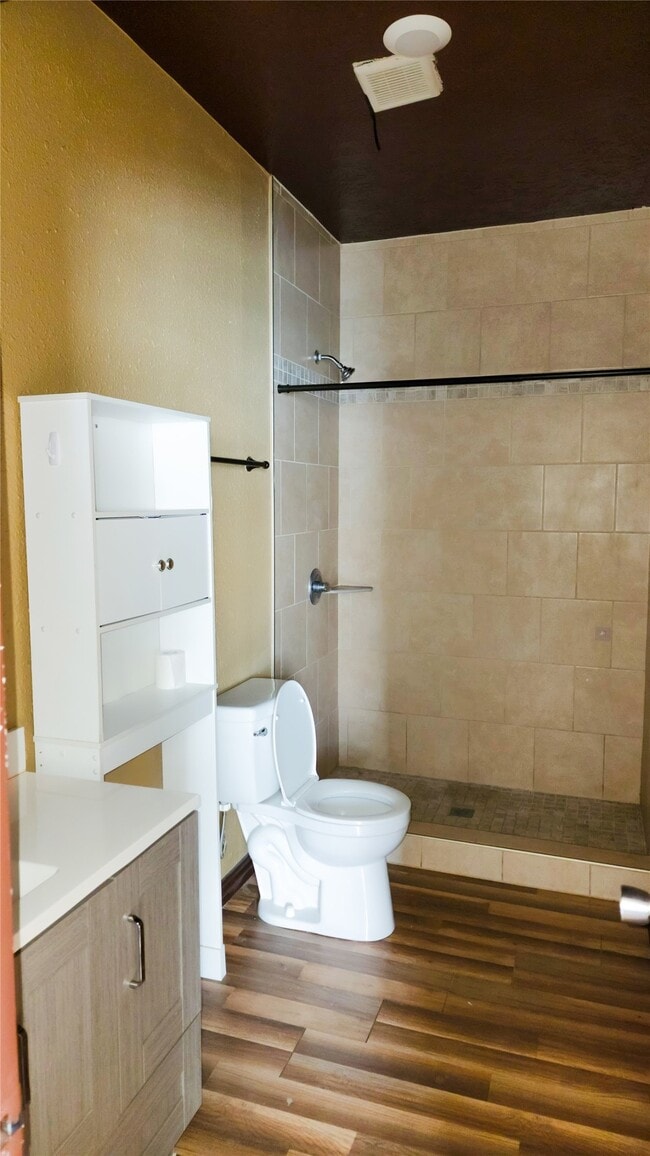 Photo - 4102 County Rd 190 Unit 1