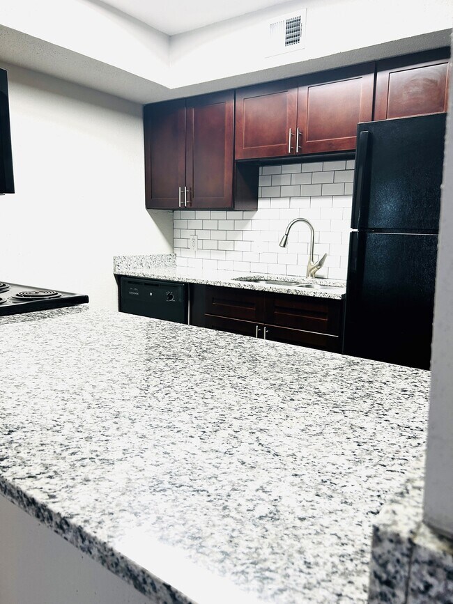 Castlewood Apartments