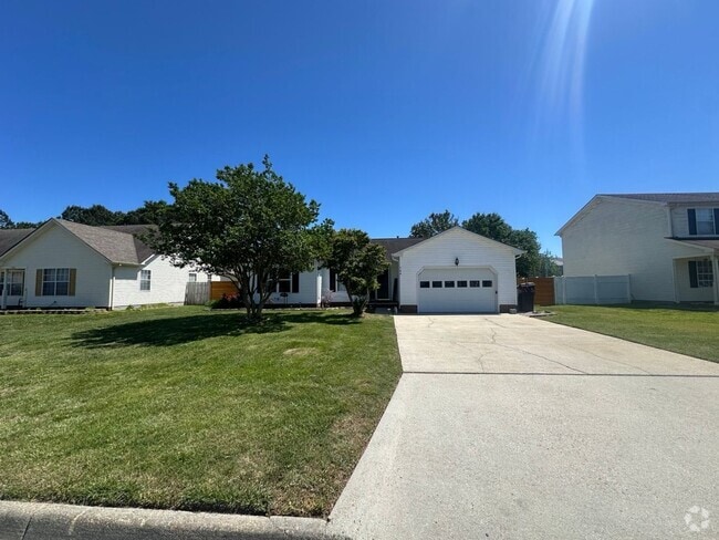 Building Photo - 3BR / 2BA with Garage Close to Dam Neck in... Rental