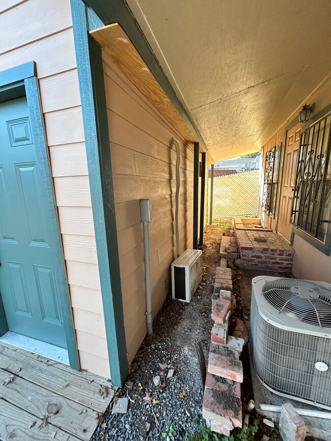 Photo - Highview Dr (MN) Unit Highview #2