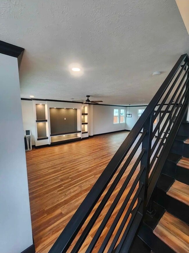 Photo - 1002 Natchez Ave