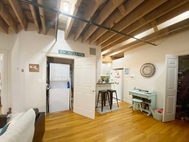 Photo - 150 Liverpool St Unit 3
