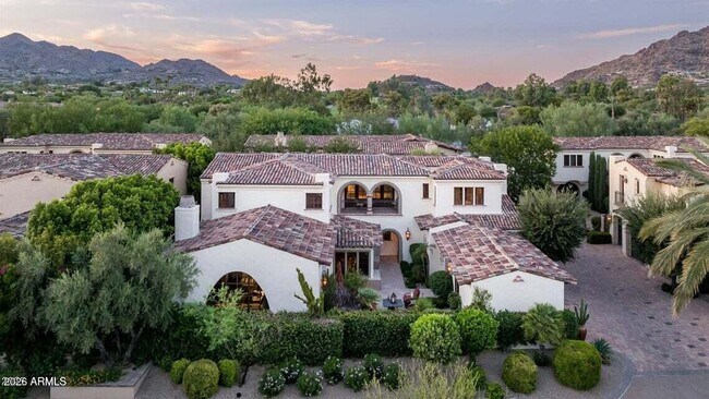 Photo - 4949 E Lincoln Dr