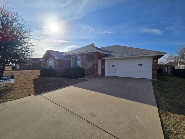 Photo - RENT REDUCTION - AVAILABLE NOW!