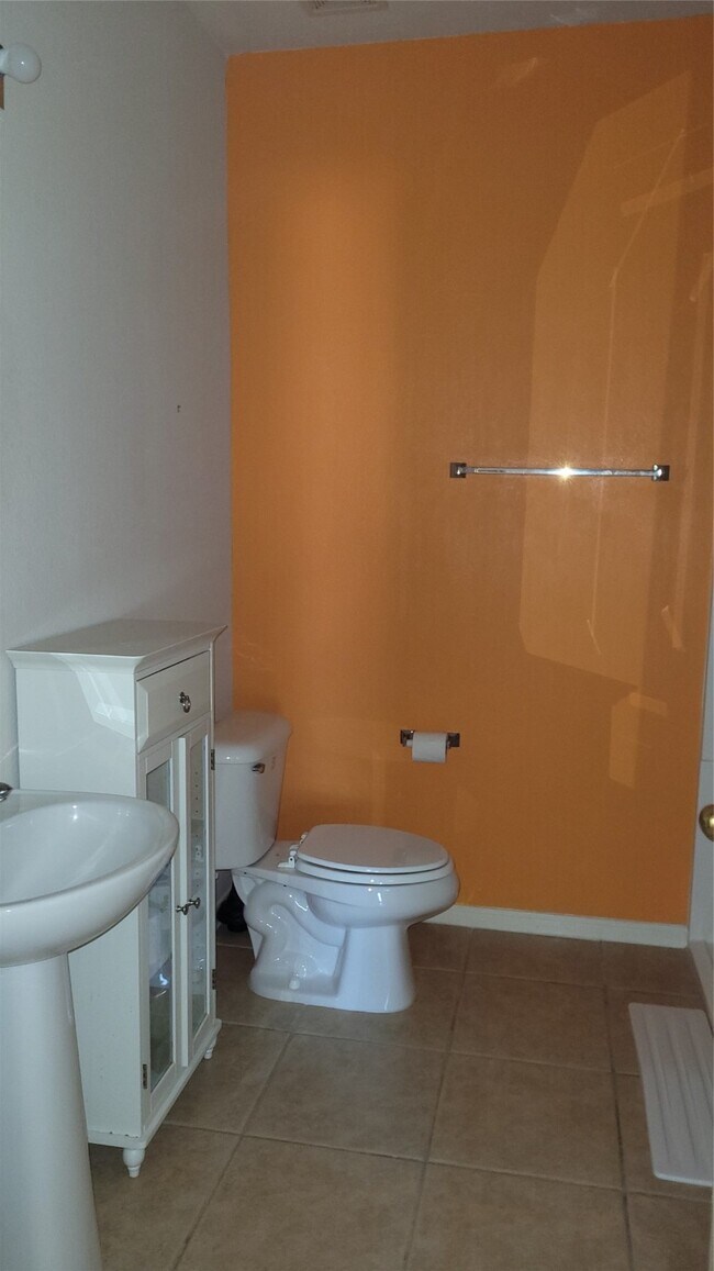 Photo - 17906 Castle Heath Ln