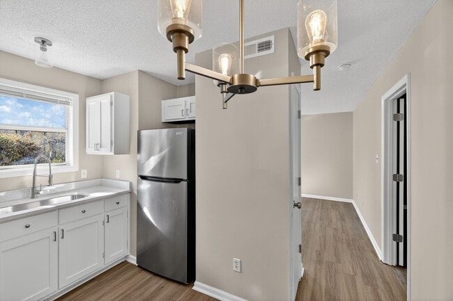 Photo - 105 Bay Meadow Ct Unit 105