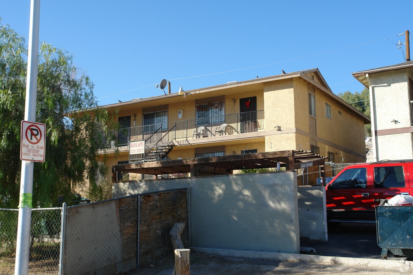 Photo - Davis Apartments