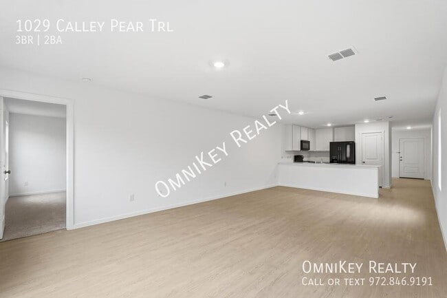 Photo - 1029 Calley Pear Trl