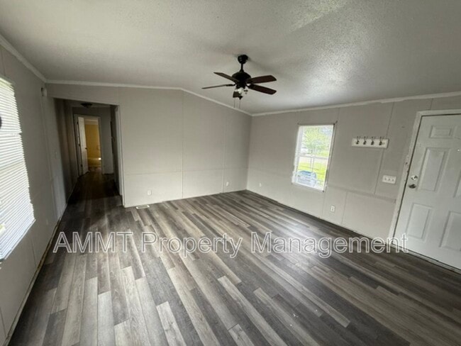 Photo - 1735 Blackhawk Dr