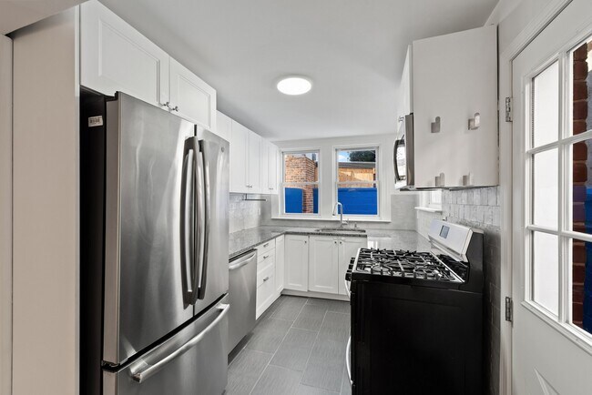 Photo - 312 S Exeter St