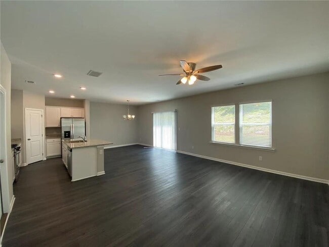 Photo - 168 Golden Eagle Pkwy