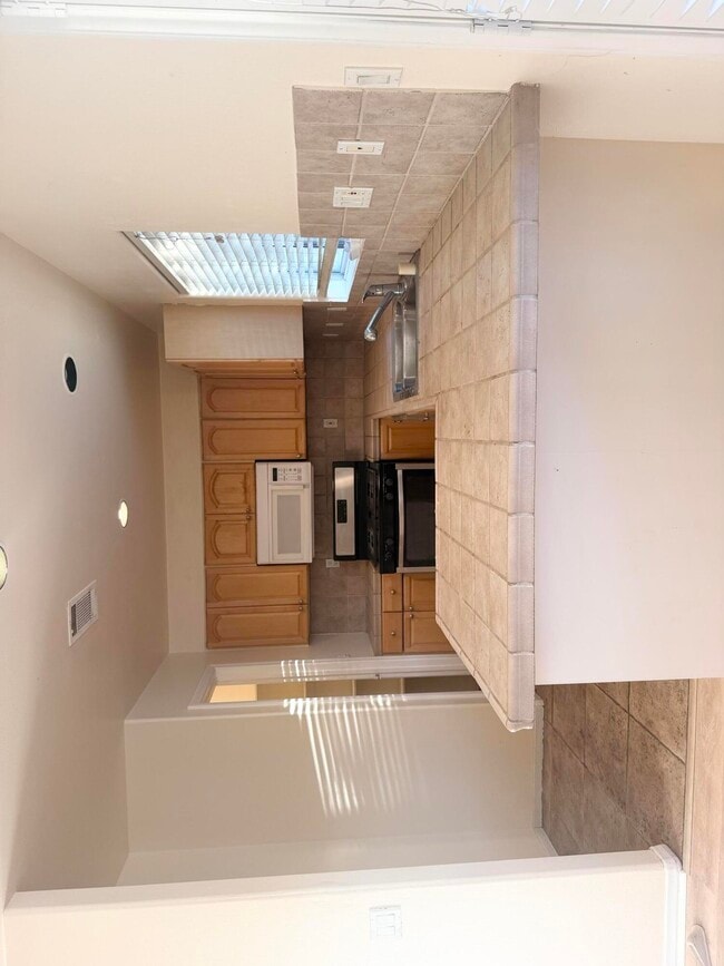 Photo - 33411 Campus Ln