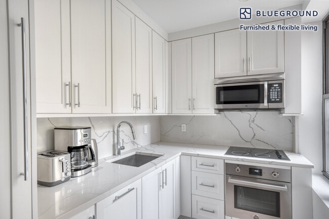 Photo - 915 West End Ave Unidad FL2-ID1020