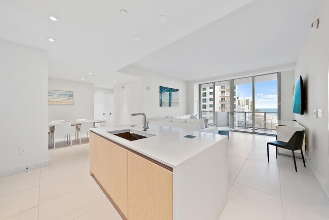 3100 N Ocean Dr Unit 1002