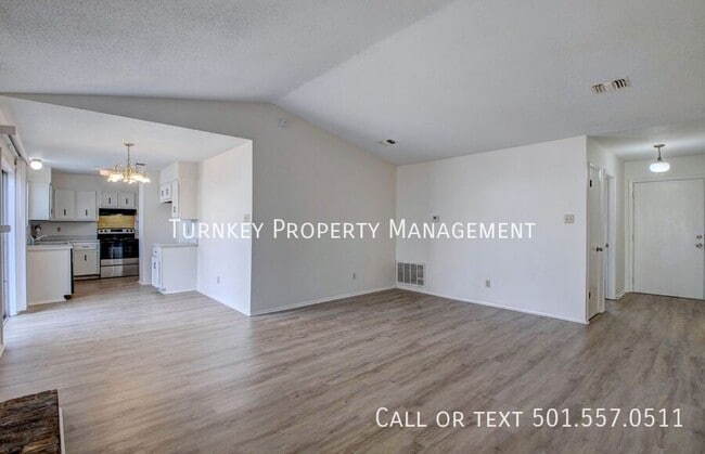 Photo - 1704 Garfield Ct