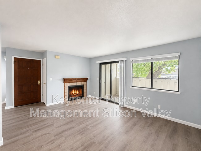 Photo - 1418 Capurso Way