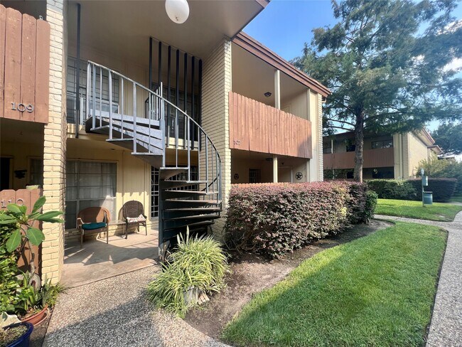 Photo - 7714 Renwick Dr Unit K107