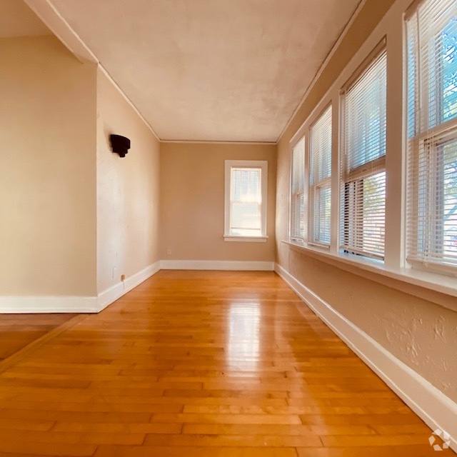 Building Photo - 2474 N Bartlett Ave Unit A Rental