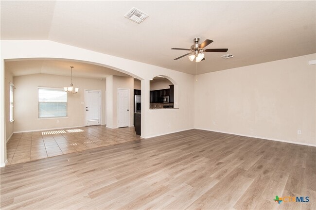 Photo - 5304 Waterbank Ln