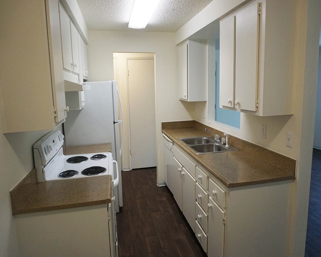 Photo - Heritage Woods