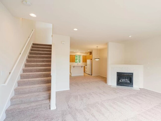 Photo - 9215 SW Sweek Dr