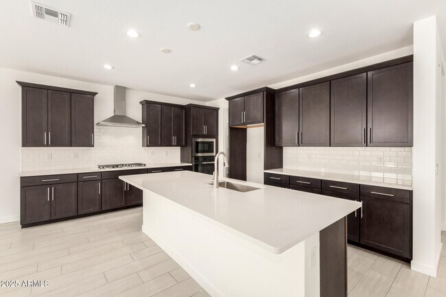 Photo - 16547 Avenida del Sol W