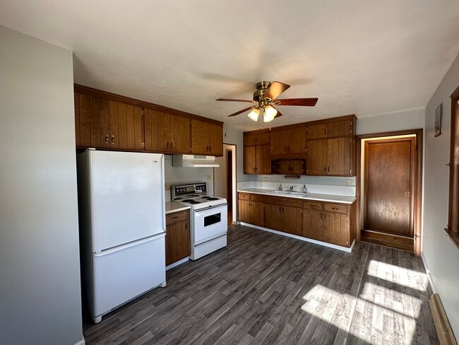 Photo - 802 Carrington Ave