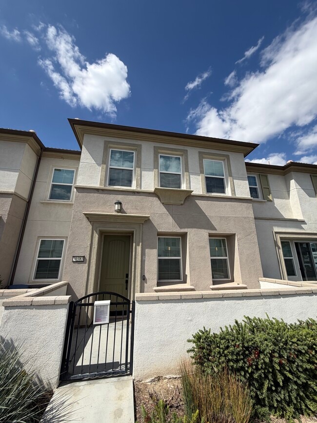 Building Photo - 30383 Town Square Dr Unit 30383 Town Square Dr