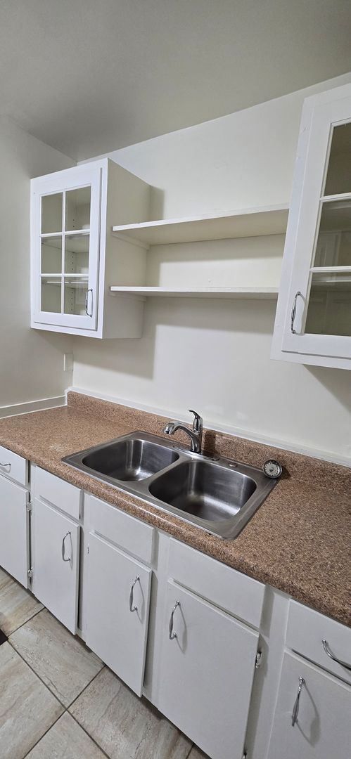 Photo - Freshly Renovated 3 bedroom available!