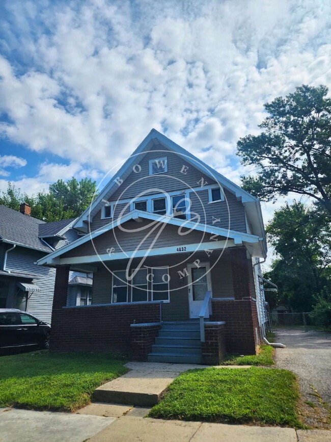 Building Photo - 3 bed 1 bath in West Toledo!- Many updates... Rental
