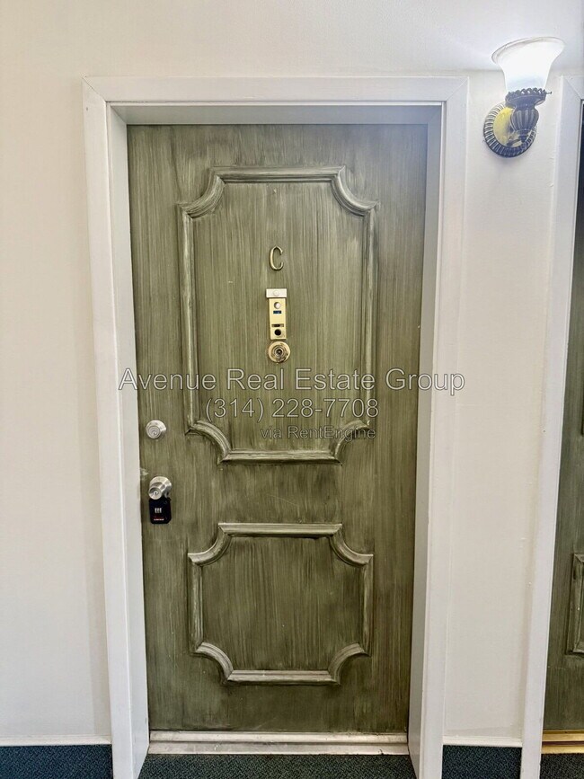 1674 Blue Ridge Dr Unit C