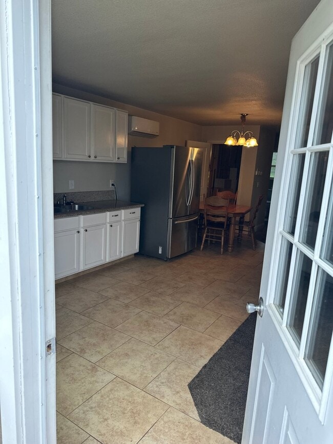 Photo - 43022 Apache Rnch Rd