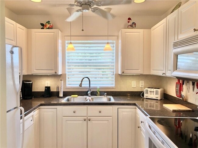 Photo - 2/2 Annual in 55+ Community Available May Unit 201