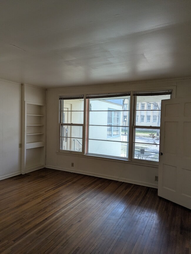 Photo - 300 8th St S Unit 1