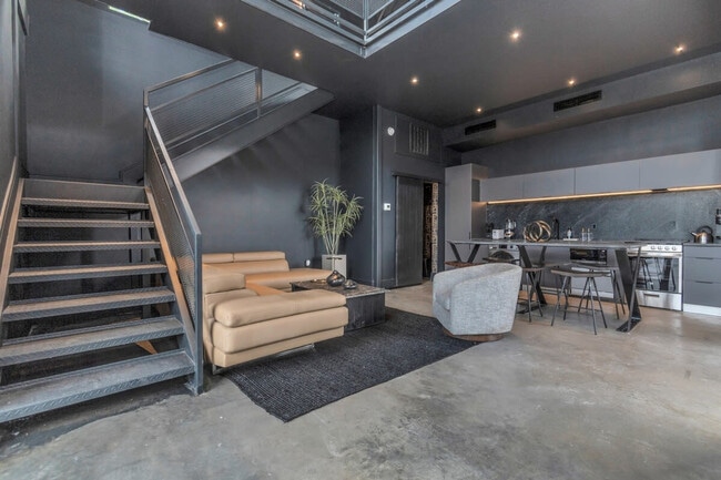 Photo - 2683 Blodgett St Unidad ID1047952P