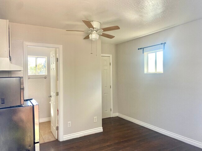 Photo - 4042 Delta St Unidad Studio Home