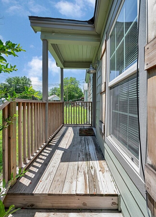 Photo - Updated 2 Bedroom Rental with Large Backyard