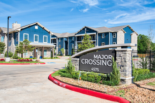 Entrance - Major Crossing Apartments