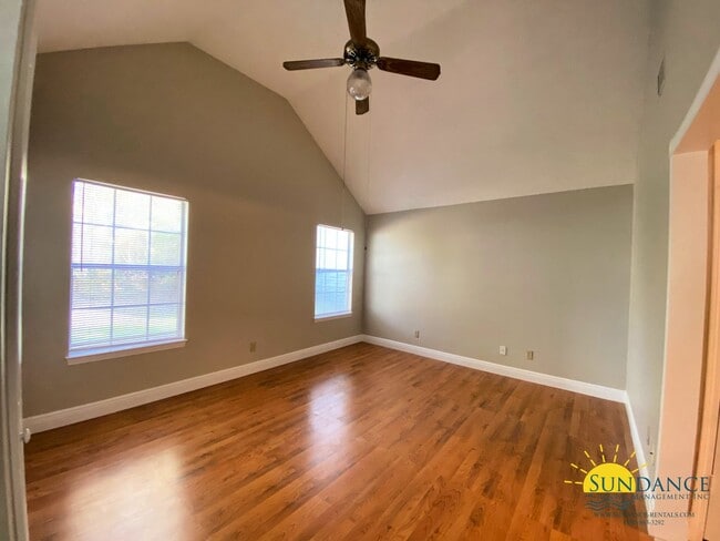 Photo - Beautiful 3 Bedroom Home in Willow Bend