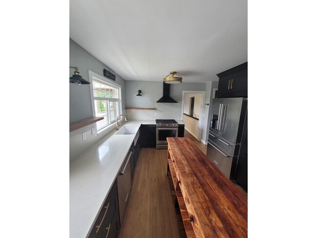 Photo - 20504-2095A 95a Ave