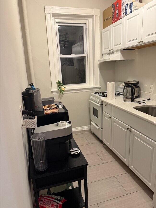 1193 Commonwealth Ave Unidad 16