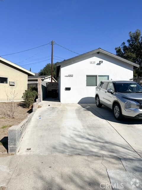 Building Photo - 12820 Denton Ave Rental