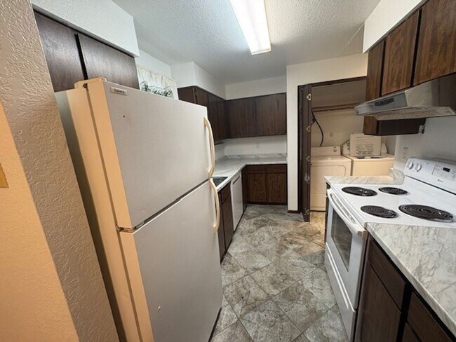 Photo - Olympia 4 Plex