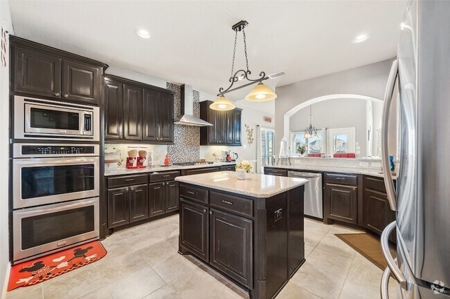 Building Photo - 12585 Princess Dr Rental